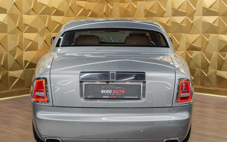 Rolls-Royce Phantom VII рестайлинг, 2013 год, 100 000 000 рублей, 4 фотография