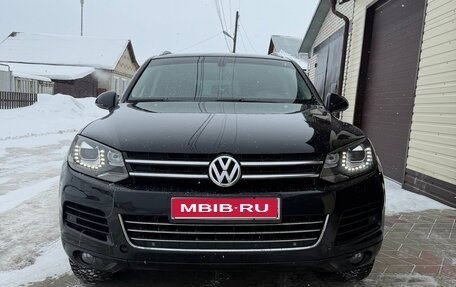 Volkswagen Touareg III, 2011 год, 1 750 000 рублей, 1 фотография
