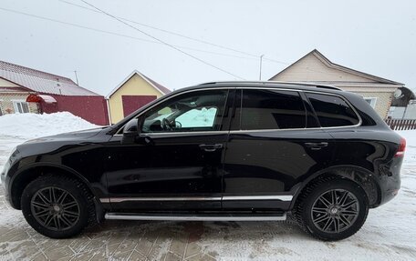 Volkswagen Touareg III, 2011 год, 1 750 000 рублей, 4 фотография