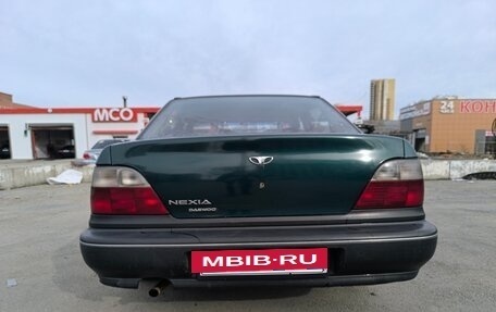 Daewoo Nexia I рестайлинг, 1997 год, 140 000 рублей, 2 фотография