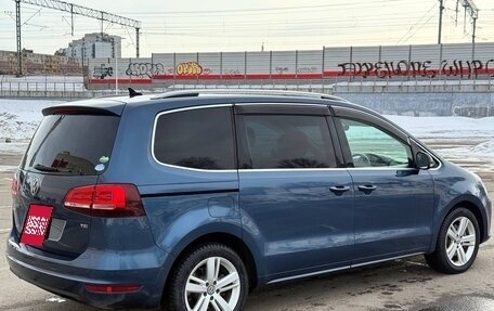 Volkswagen Sharan II, 2016 год, 1 900 000 рублей, 2 фотография