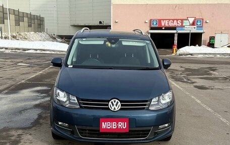 Volkswagen Sharan II, 2016 год, 1 900 000 рублей, 4 фотография