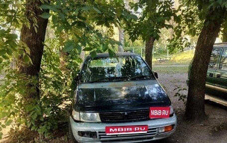Mitsubishi Chariot III, 1995 год, 90 000 рублей, 1 фотография
