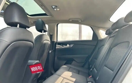 KIA K3, 2022 год, 1 290 000 рублей, 13 фотография