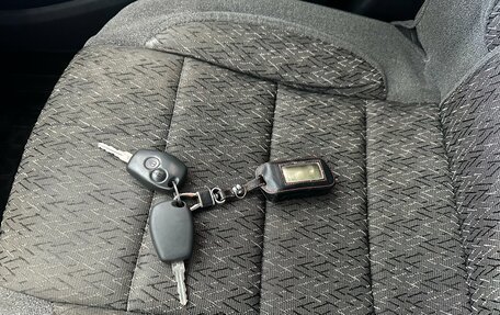 Renault Logan I, 2014 год, 640 000 рублей, 38 фотография