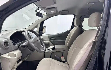 Nissan NV200, 2019 год, 1 490 000 рублей, 6 фотография