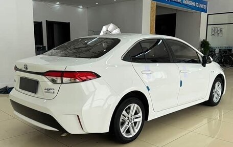 Toyota Corolla, 2022 год, 1 675 000 рублей, 4 фотография