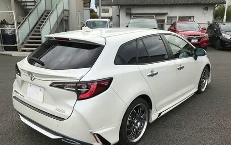 Toyota Corolla, 2021 год, 1 390 000 рублей, 5 фотография