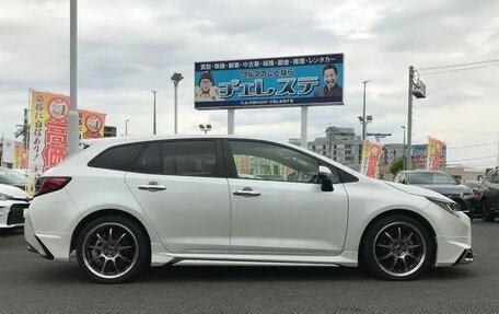 Toyota Corolla, 2021 год, 1 390 000 рублей, 4 фотография