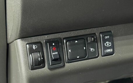 Nissan Navara (Frontier), 2008 год, 1 249 000 рублей, 15 фотография