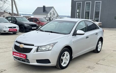 Chevrolet Cruze II, 2010 год, 630 000 рублей, 1 фотография