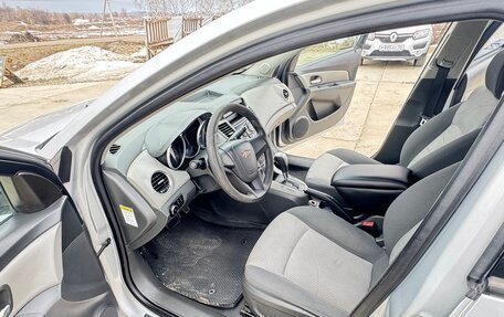 Chevrolet Cruze II, 2010 год, 630 000 рублей, 16 фотография