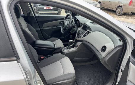 Chevrolet Cruze II, 2010 год, 630 000 рублей, 14 фотография