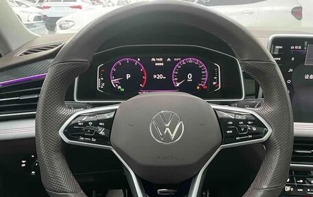 Volkswagen Tiguan II, 2023 год, 2 450 333 рублей, 10 фотография