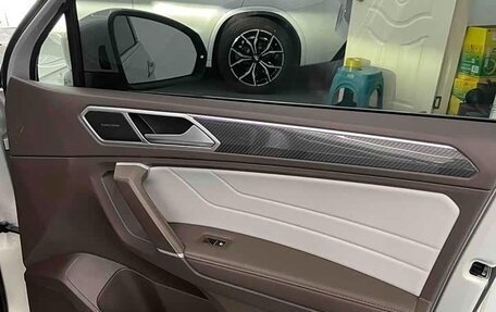 Volkswagen Tiguan II, 2023 год, 2 450 333 рублей, 16 фотография