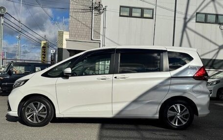 Honda Freed II, 2022 год, 1 300 007 рублей, 8 фотография