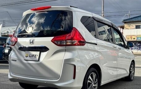Honda Freed II, 2022 год, 1 300 007 рублей, 9 фотография