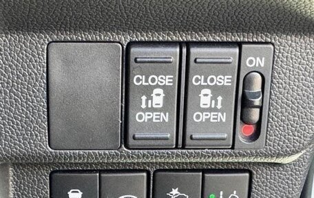 Honda Freed II, 2022 год, 1 300 007 рублей, 22 фотография