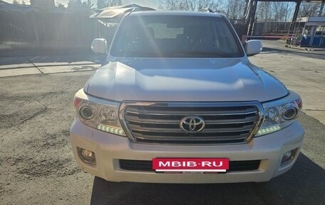 Toyota Land Cruiser 200, 2013 год, 4 200 000 рублей, 8 фотография