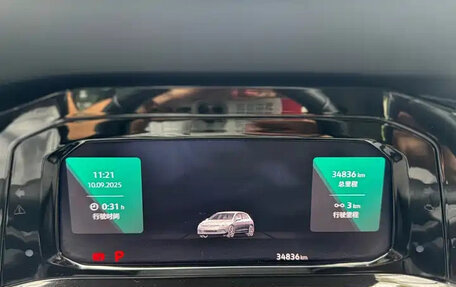 Volkswagen Golf VIII, 2022 год, 1 450 008 рублей, 12 фотография