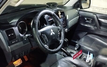 Mitsubishi Pajero IV, 2008 год, 1 800 000 рублей, 5 фотография