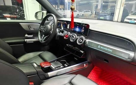 Mercedes-Benz GLB, 2021 год, 2 490 002 рублей, 15 фотография