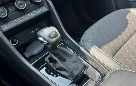 Skoda Karoq I, 2021 год, 1 900 008 рублей, 17 фотография