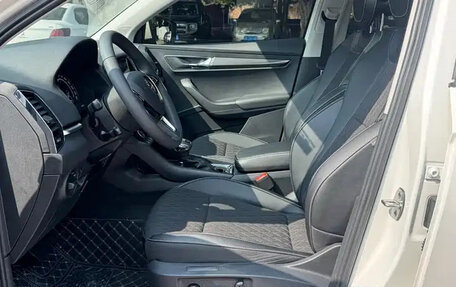 Skoda Karoq I, 2021 год, 1 900 008 рублей, 10 фотография