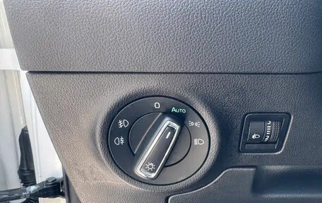 Skoda Karoq I, 2021 год, 1 900 008 рублей, 11 фотография