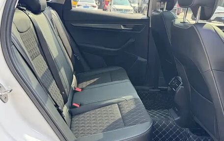 Skoda Karoq I, 2021 год, 1 900 008 рублей, 21 фотография