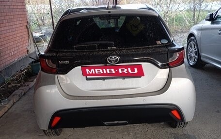 Toyota Yaris, 2020 год, 1 320 000 рублей, 3 фотография