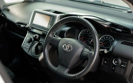 Toyota Wish II, 2012 год, 1 550 000 рублей, 11 фотография