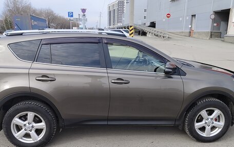 Toyota RAV4, 2014 год, 2 000 000 рублей, 4 фотография
