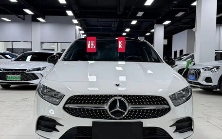 Mercedes-Benz A-Класс, 2023 год, 1 415 888 рублей, 2 фотография