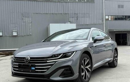 Volkswagen Passat CC, 2025 год, 4 338 000 рублей, 1 фотография