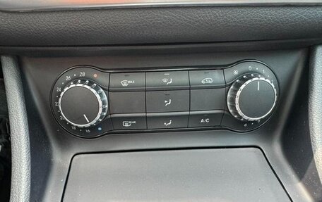 Mercedes-Benz GLA, 2016 год, 1 686 000 рублей, 11 фотография