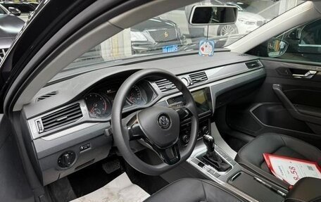 Volkswagen Passat B8 рестайлинг, 2019 год, 1 558 000 рублей, 7 фотография