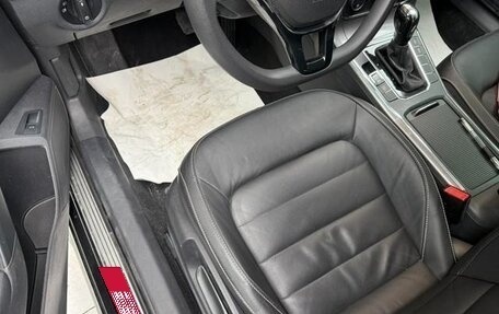 Volkswagen Passat B8 рестайлинг, 2019 год, 1 558 000 рублей, 9 фотография