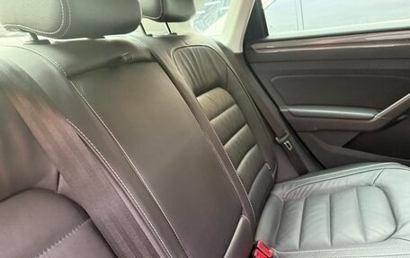 Volkswagen Passat B8 рестайлинг, 2019 год, 1 558 000 рублей, 12 фотография