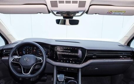 Volkswagen Touareg III, 2025 год, 7 957 000 рублей, 3 фотография