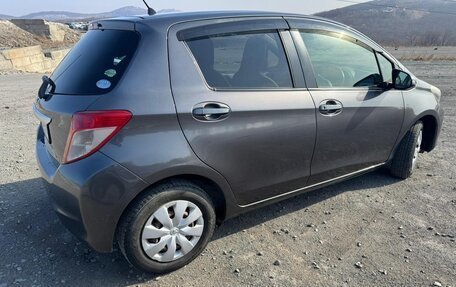 Toyota Vitz, 2014 год, 715 000 рублей, 4 фотография