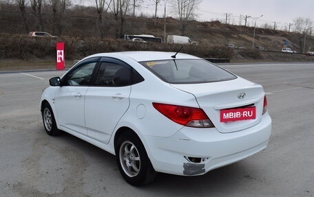 Hyundai Solaris II рестайлинг, 2013 год, 627 000 рублей, 6 фотография