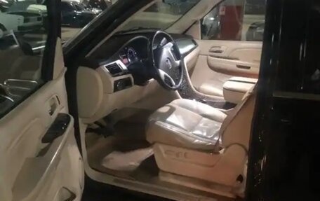 Cadillac Escalade III, 2008 год, 1 500 000 рублей, 3 фотография