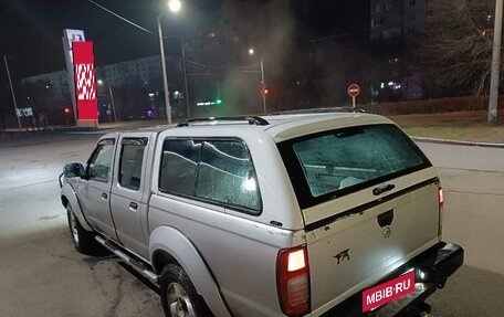 Nissan NP300, 2010 год, 1 290 000 рублей, 12 фотография