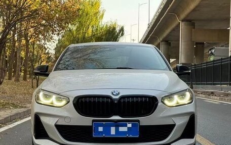 BMW 1 серия, 2021 год, 1 699 021 рублей, 2 фотография