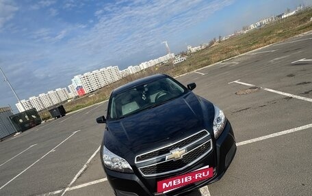 Chevrolet Malibu VIII, 2014 год, 800 000 рублей, 10 фотография