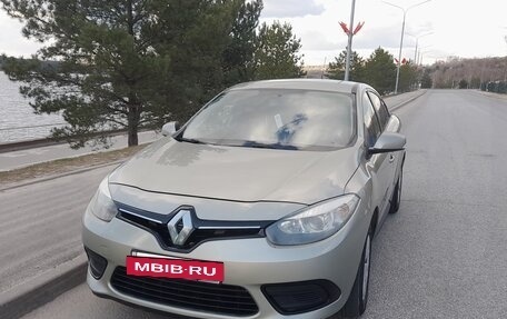 Renault Fluence I, 2013 год, 640 000 рублей, 2 фотография