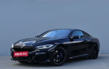 BMW 8 серия, 2019 год, 7 250 000 рублей, 2 фотография