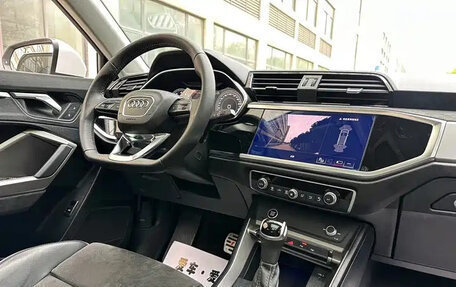 Audi Q3, 2022 год, 2 400 005 рублей, 13 фотография