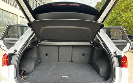 Audi Q3, 2022 год, 2 400 005 рублей, 10 фотография